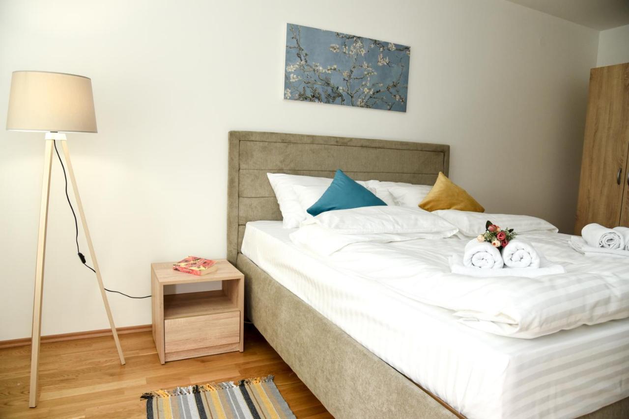 Suncokret Apartmani 로즈니차 외부 사진