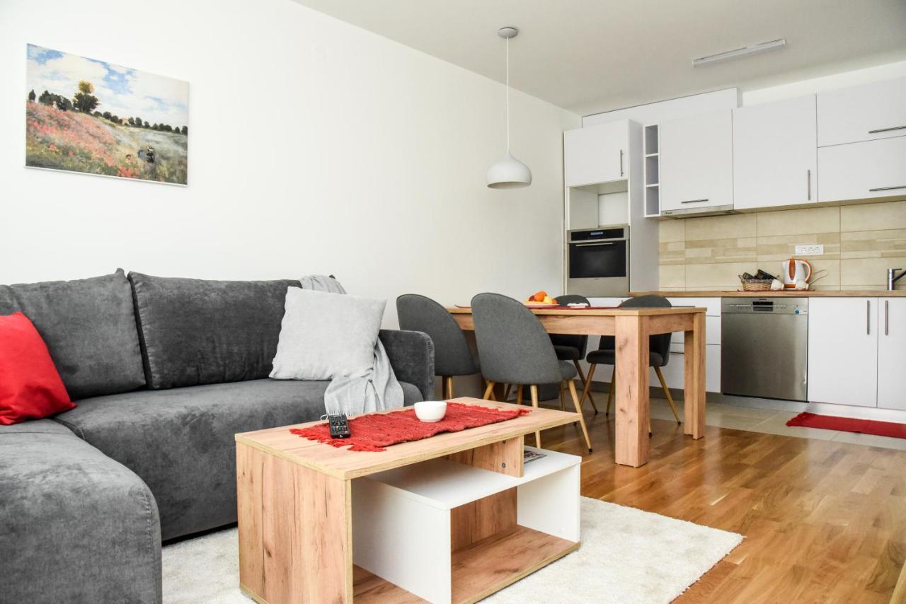 Suncokret Apartmani 로즈니차 외부 사진