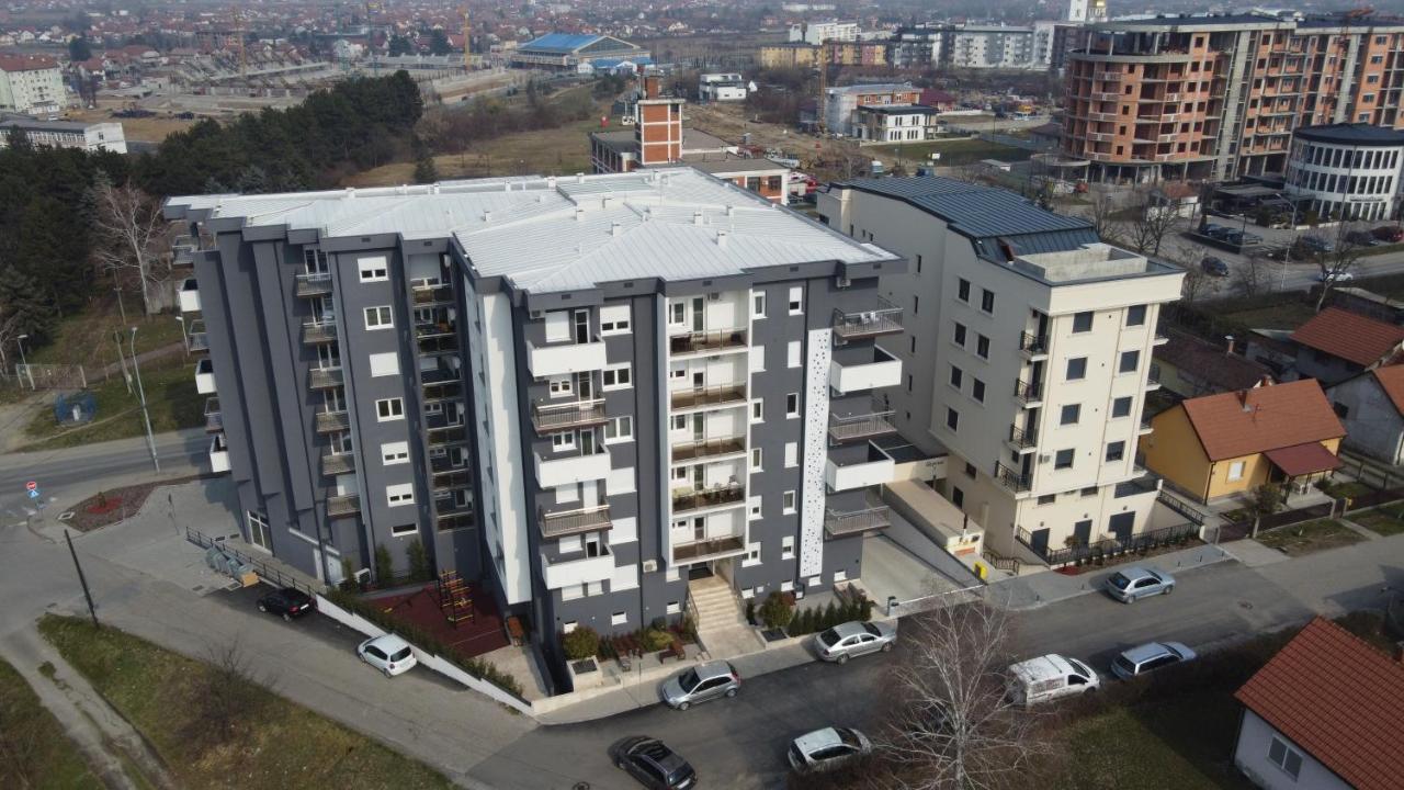 Suncokret Apartmani 로즈니차 외부 사진