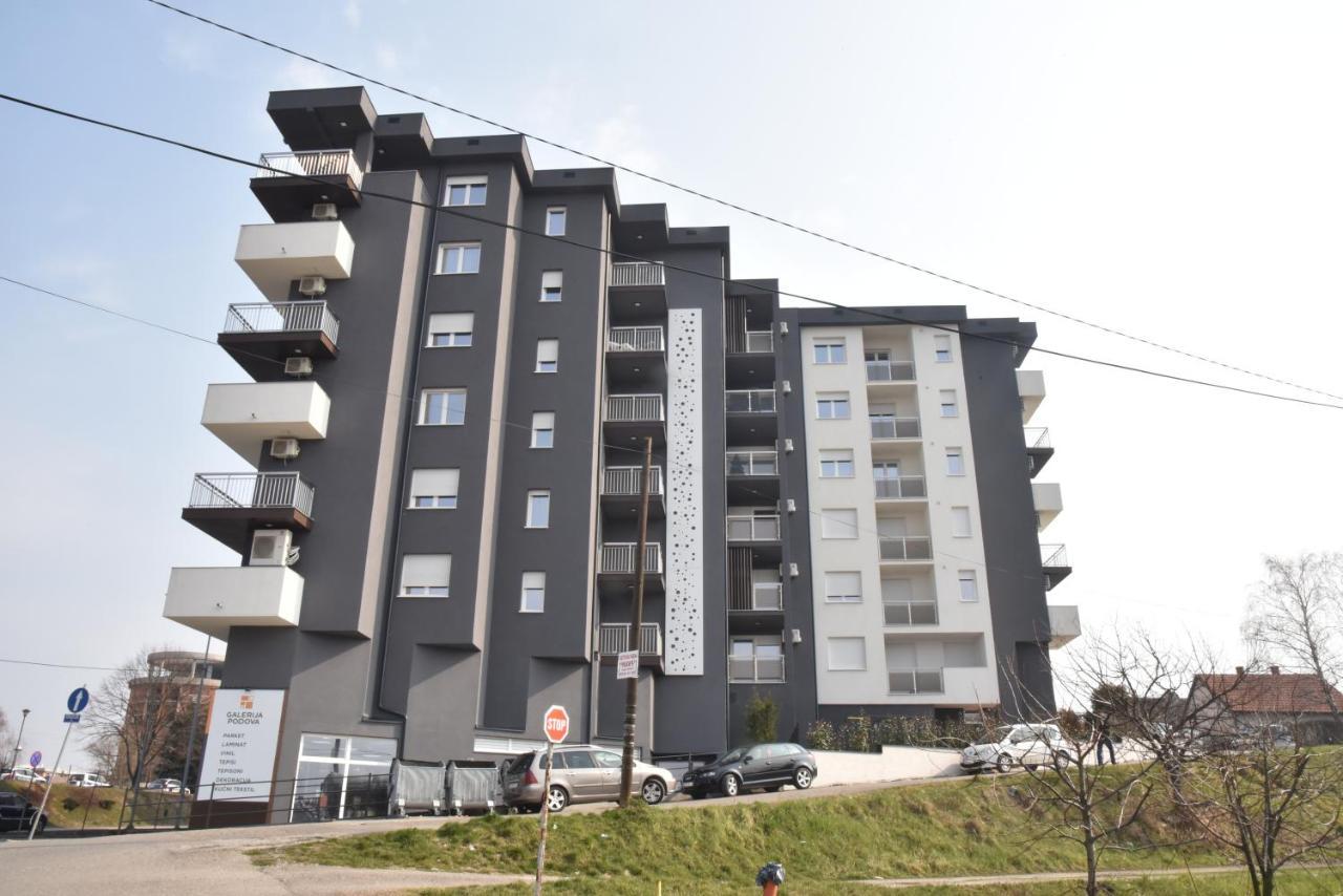 Suncokret Apartmani 로즈니차 외부 사진